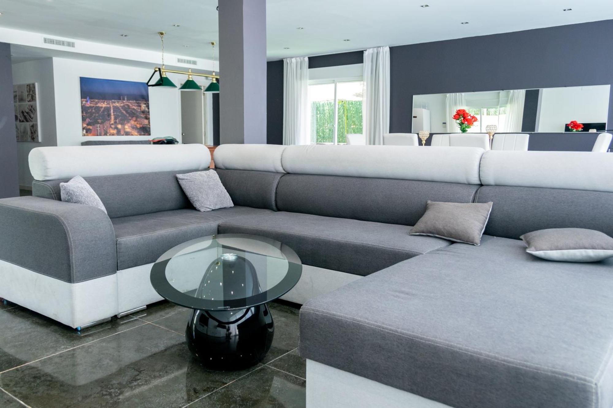 Luxurious Villa Marly II Castelldefels Exterior photo
